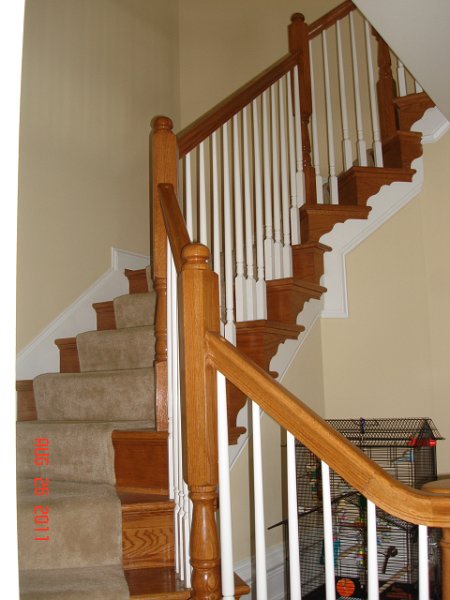 DSC05607.JPG - Stairs to upper level