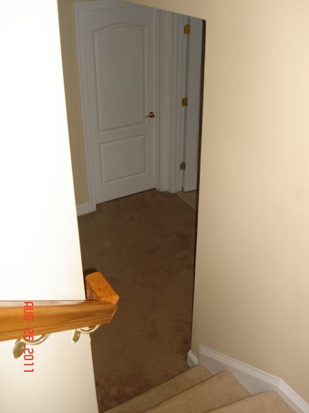 DSC05673.JPG - Basement Landing